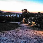 Nesaea Seafront House * Parasporos