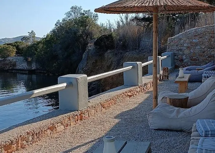 Nesaea Seafront House פרספורוס