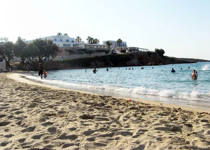 בית נופש Nesaea Seafront House פרספורוס