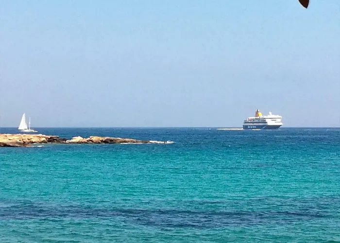 Nesaea Seafront House