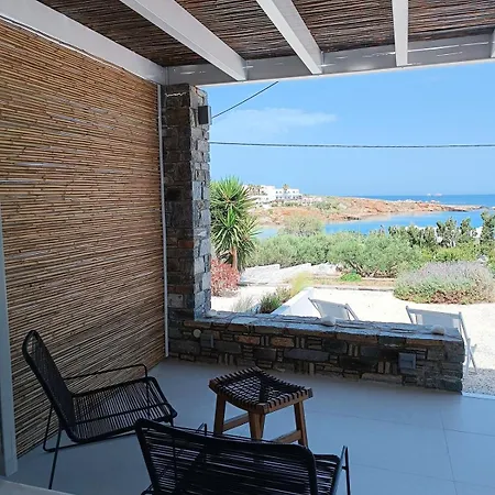 Nesaea Seafront House Hébergement de vacances