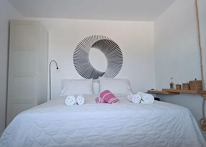 Nesaea Seafront House パラスポロス